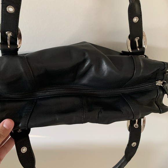 Black Buckle Purse - Picture 2 of 3